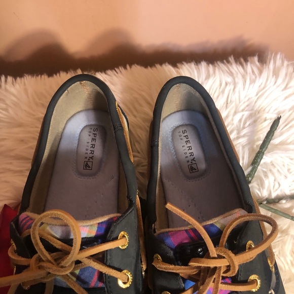 Sperry - Picture 4 of 4